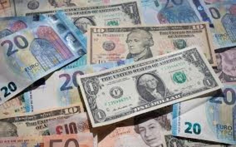 أسعار العملات العربية والأجنبية في مصر اليوم الجمعة